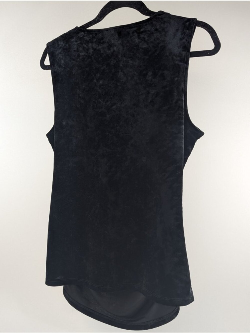 Calvin Klein Women's Medium Velour Sleeveless Top Black Blouse Shirt - NWT - Picture 4 of 8